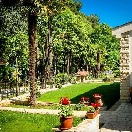 Holiday Home Sofia Porec Luaran gambar