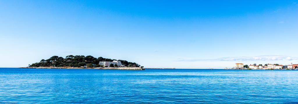 Holiday Home Sofia Porec Luaran gambar